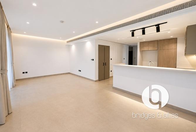 130201042 - Property Image 3