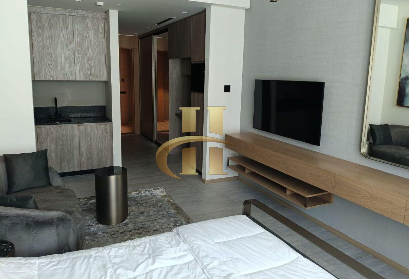Studio with Balcony | Fully Furnished | Pool | Gym photo 2