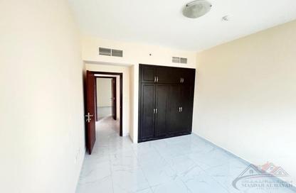 Apartment - 2 Bedrooms - 2 Bathrooms for rent in Muwailih Building - Muwaileh - Sharjah