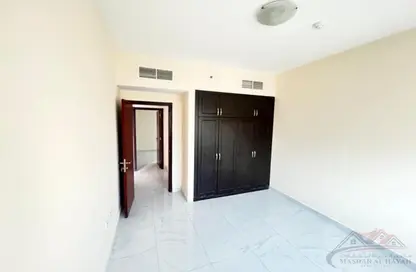 Apartment - 2 Bedrooms - 2 Bathrooms for rent in Muwailih Building - Muwaileh - Sharjah