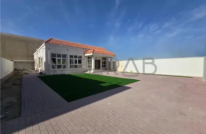 فيلا - 3 غرف نوم - 4 حمامات للايجار في البرشاء جنوب 1 - جنوب البرشاء - البرشاء - دبي