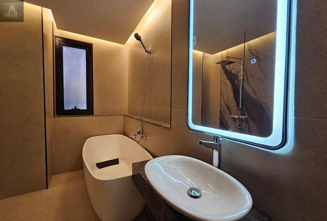 137451314 - Property Image 2