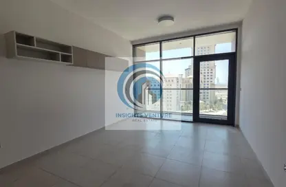 Apartment - 1 Bathroom for rent in Al Waleed Garden 2 - Al Waleed Garden - Al Jaddaf - Dubai