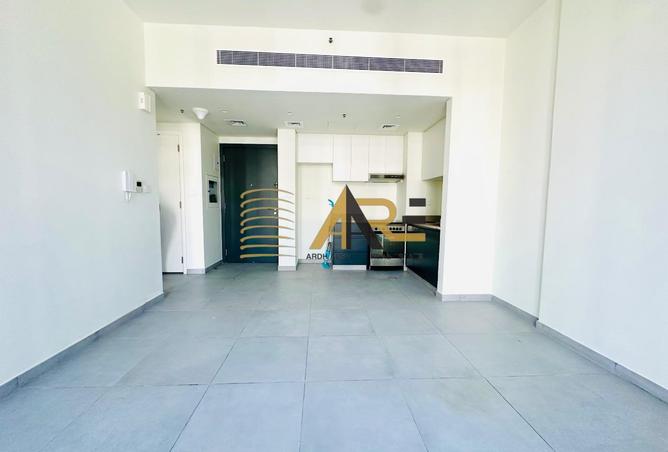 85743018 - Property Main Image
