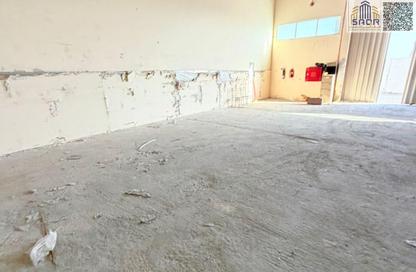 Warehouse - Studio - 1 Bathroom for rent in Umm Al Thuoob - Umm Al Quwain