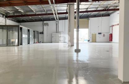 Warehouse - Studio for rent in Jebel Ali Industrial - Jebel Ali - Dubai