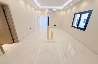 Villa - 3 Bedrooms - 3 Bathrooms for rent in Jumeirah 1 Villas - Jumeirah 1 - Jumeirah - Dubai