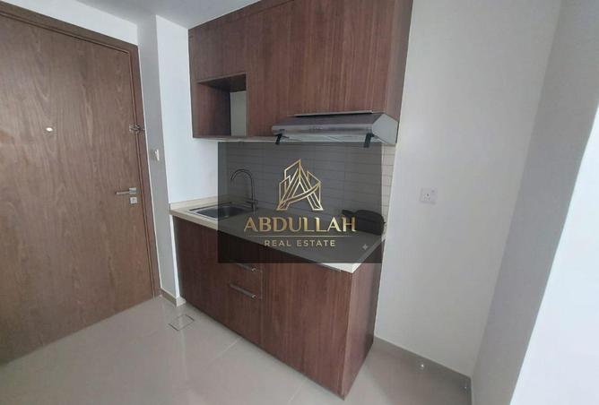 143760017 - Property Image 2
