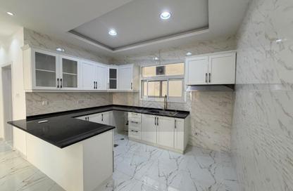 Apartment - 2 - 3 for rent in Khalifa City A Villas - Khalifa City A - Khalifa City - Abu Dhabi