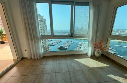 Apartment - 3 Bedrooms - 4 Bathrooms for rent in Marina Residences 6 - Marina Residences - Palm Jumeirah - Dubai