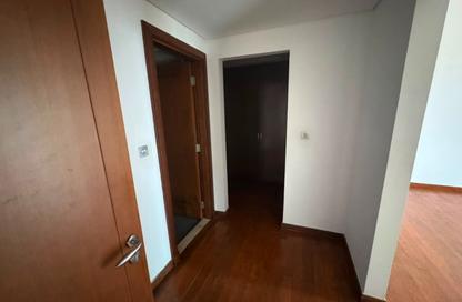 Apartment - 3 Bedrooms - 4 Bathrooms for rent in Marina Residences 6 - Marina Residences - Palm Jumeirah - Dubai