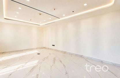 Office Space - Studio - 1 Bathroom for sale in The Regal Tower - Business Bay - Dubai