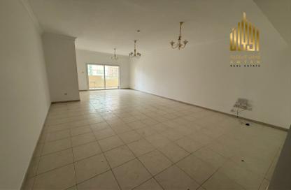Apartment - 3 Bedrooms - 3 Bathrooms for rent in Taryam Building - Al Taawun Street - Al Taawun - Sharjah