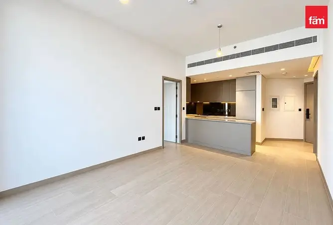 151372403 - Property Image 3