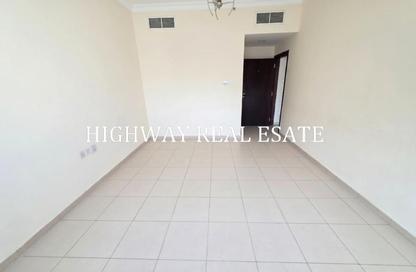 Apartment - 2 - 2 for rent in Muwaileh 29 Building - Muwaileh - Sharjah