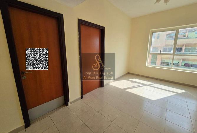 77371300 - Property Main Image