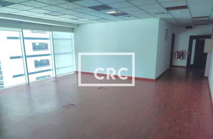 Office Space - Studio for rent in Single Business Tower - Sheikh Zayed Road - Dubai