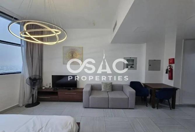 100420180 - Property Image 2