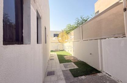 Villa - 5 - 6 for rent in Nasma Residence - Al Tai - Sharjah