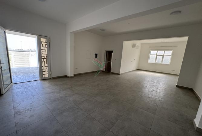 119741154 - Property Image 2