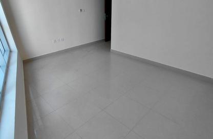 Apartment - 2 Bedrooms - 3 Bathrooms for rent in Al Khan Corniche - Al Khan - Sharjah Apartment - 2 Bedrooms - 3 Bathrooms for rent in Al Khan Corniche - Al Khan - Sharjah