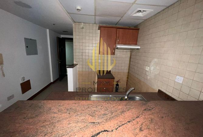 81111848 - Property Image 3