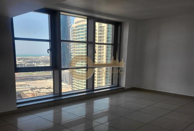 94021581 - Property Image 3