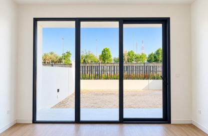 Villa - 3 - 5 for sale in Jebel Ali Village Townhouses - Jebel Ali Village - Jebel Ali - Dubai Villa - 3 - 5 for sale in Jebel Ali Village Townhouses - Jebel Ali Village - Jebel Ali - Dubai