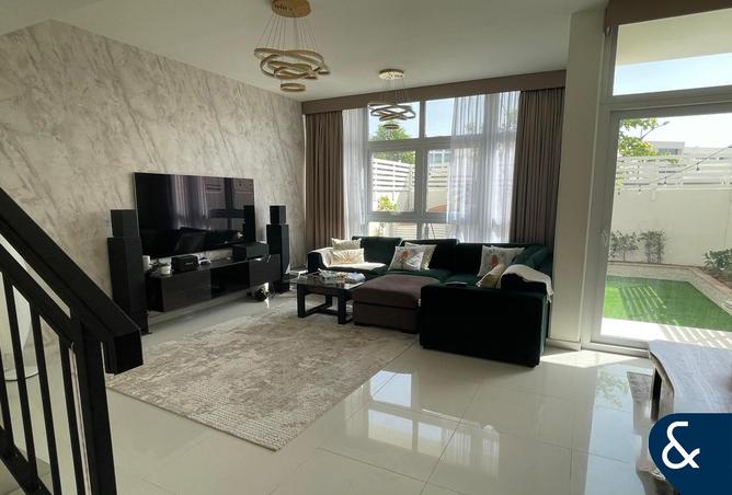 54945105 - Property Main Image