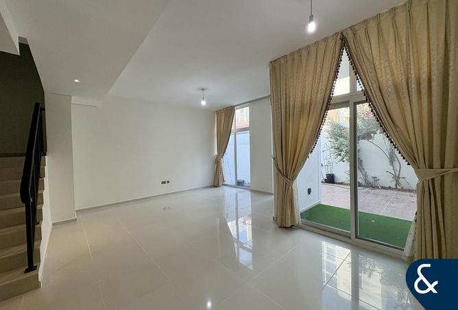 54945105 - صورة العقار 2