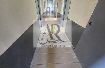 سكن عمال - استوديو - 8 حمامات للايجار في الجرف 2 - الجرف - عجمان وسط المدينة - عجمان
