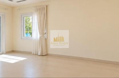 Villa - 2 - 4 for rent in District 16J - Jumeirah Village Circle - Dubai
