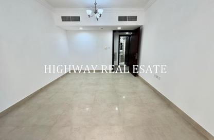 Apartment - 2 - 2 for rent in Muwaileh 3 Building - Muwaileh - Sharjah