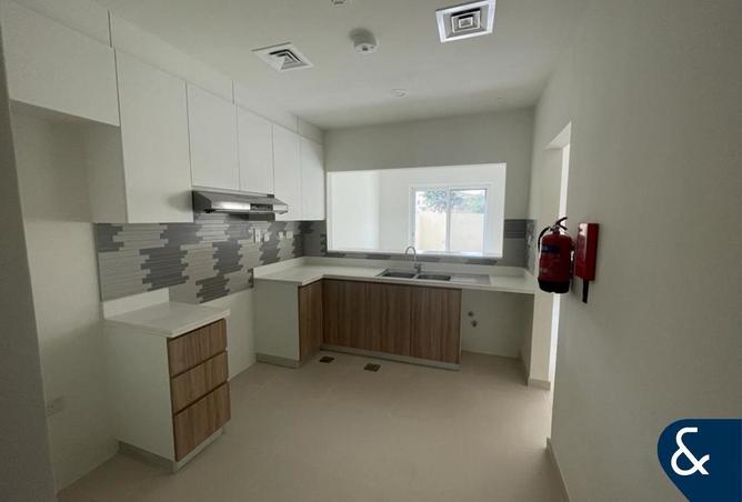 76975868 - Property Image 3