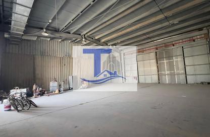 Warehouse - Studio for rent in Mussafah Industrial Area - Mussafah - Abu Dhabi