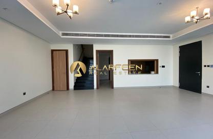 Villa - 5 - 5 for rent in 180 Degrees Villas - Liwan - Dubai