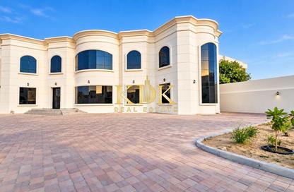 Villa - 4 - 5 for rent in Nad Al Sheba 4 - Nad Al Sheba - Dubai