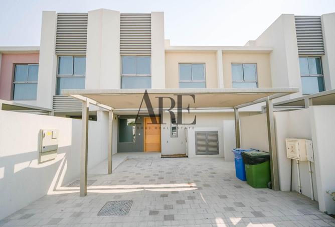 Designer Villa | Luxury Touches | Resale
