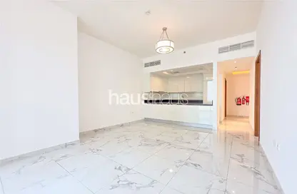 شقة - غرفة نوم - 2 حمامات للبيع في آمنة - مدينة الحبتور - الخليج التجاري - دبي