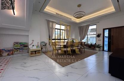 Villa - 5 Bedrooms - 7 Bathrooms for rent in Al Yasmeen 1 - Al Yasmeen - Ajman