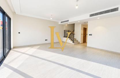 Townhouse - 5 - 5 for rent in Portofino - Damac Lagoons - Dubai