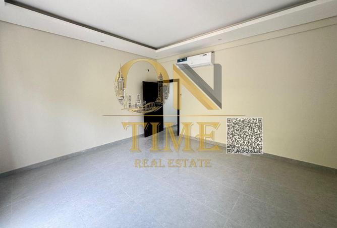 135186215 - Property Image 3