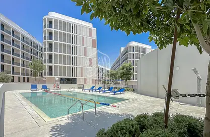 شقة - 3 غرف نوم - 1 حمام للبيع في نست - الجادة - الشارقة