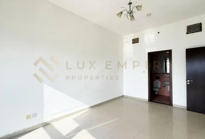 104202433 - Property Image 3