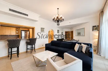 Apartment - 2 Bedrooms - 4 Bathrooms for rent in Al Hatimi - Shoreline Apartments - Palm Jumeirah - Dubai