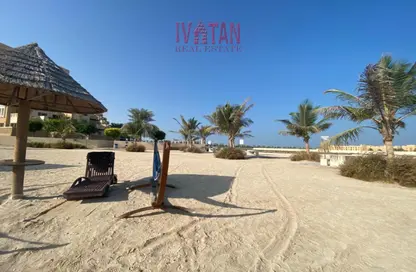 شقة - 3 غرف نوم - 4 حمامات للبيع في ياقوت - باب البحر - جزيرة المرجان - رأس الخيمة