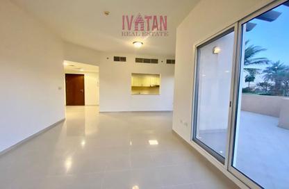 Apartment - 3 Bedrooms - 4 Bathrooms for sale in Yakout - Bab Al Bahar - Al Marjan Island - Ras Al Khaimah