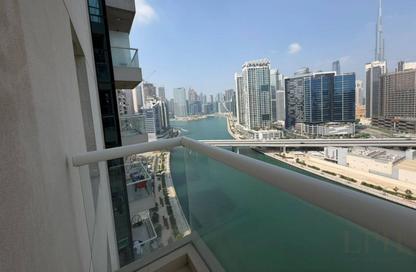 Apartment - 1 - 1 for rent in Mayfair Tower - Business Bay - Dubai
