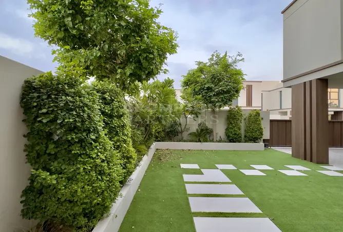 155072016 - Property Image 2