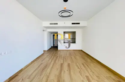 Apartment - 1 Bedroom - 2 Bathrooms for rent in The Waves Residences - Mankhool - Bur Dubai - Dubai